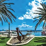 Lovely Apartment In Baska Voda Baška Voda