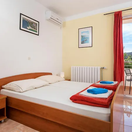 Apartman Lovely Apartment In Baska Voda *