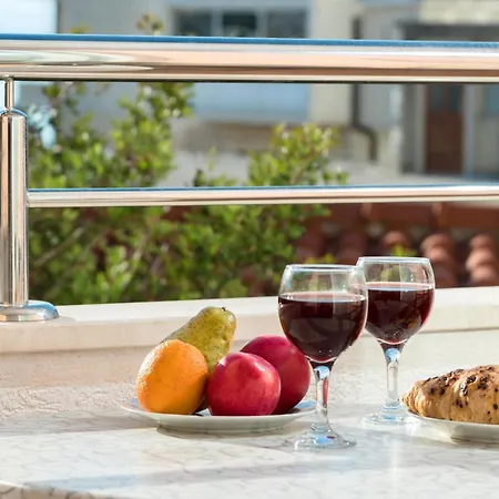 Διαμέρισμα Gorgeous Apartment In Baska Voda